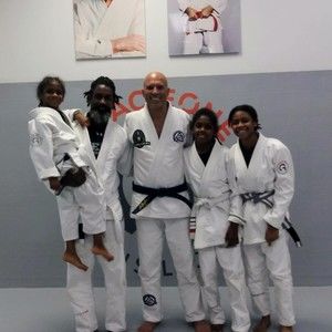 Meet your Posher, Robert